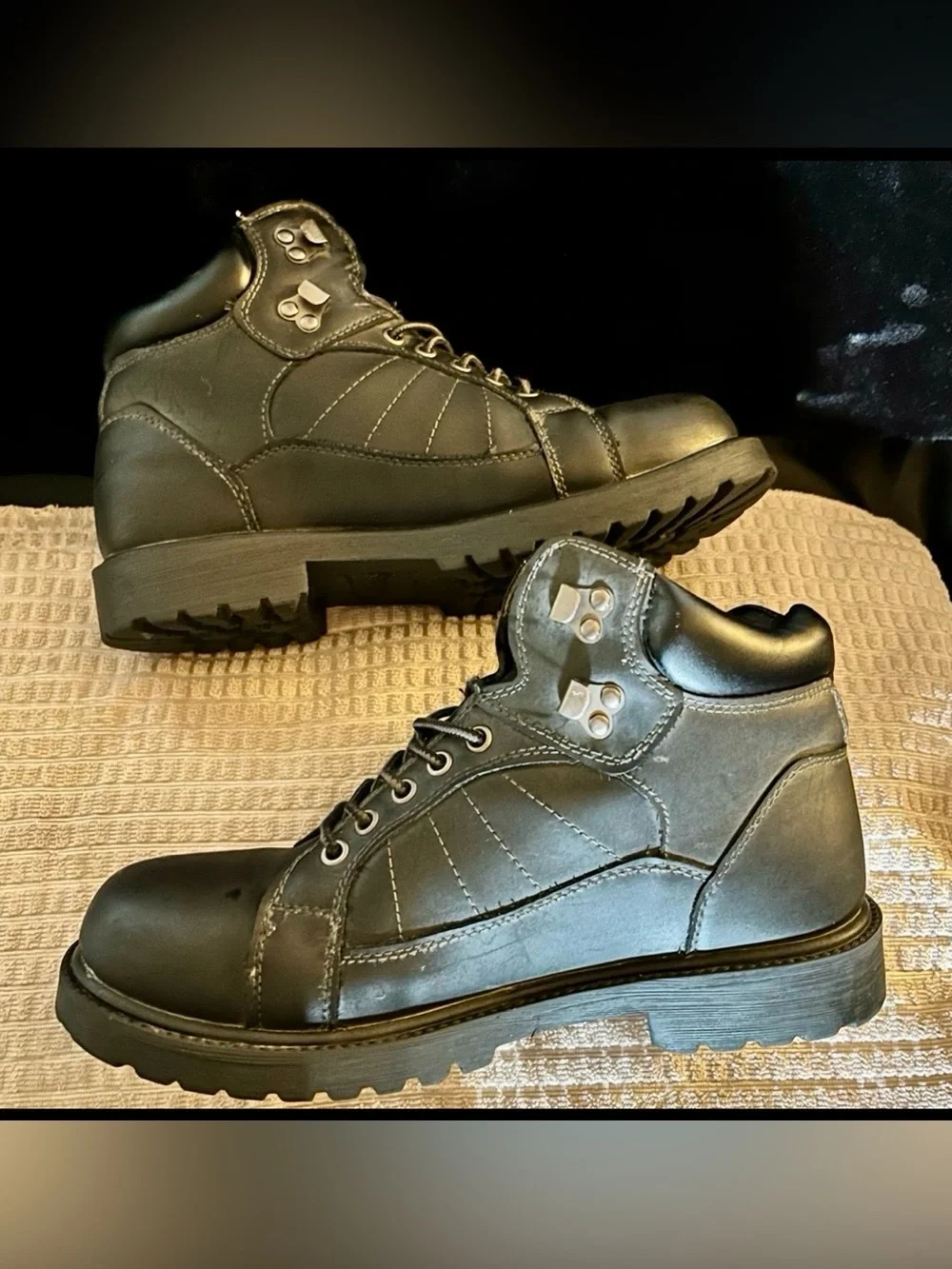 Men's Black Leather Padded Ankle Boots